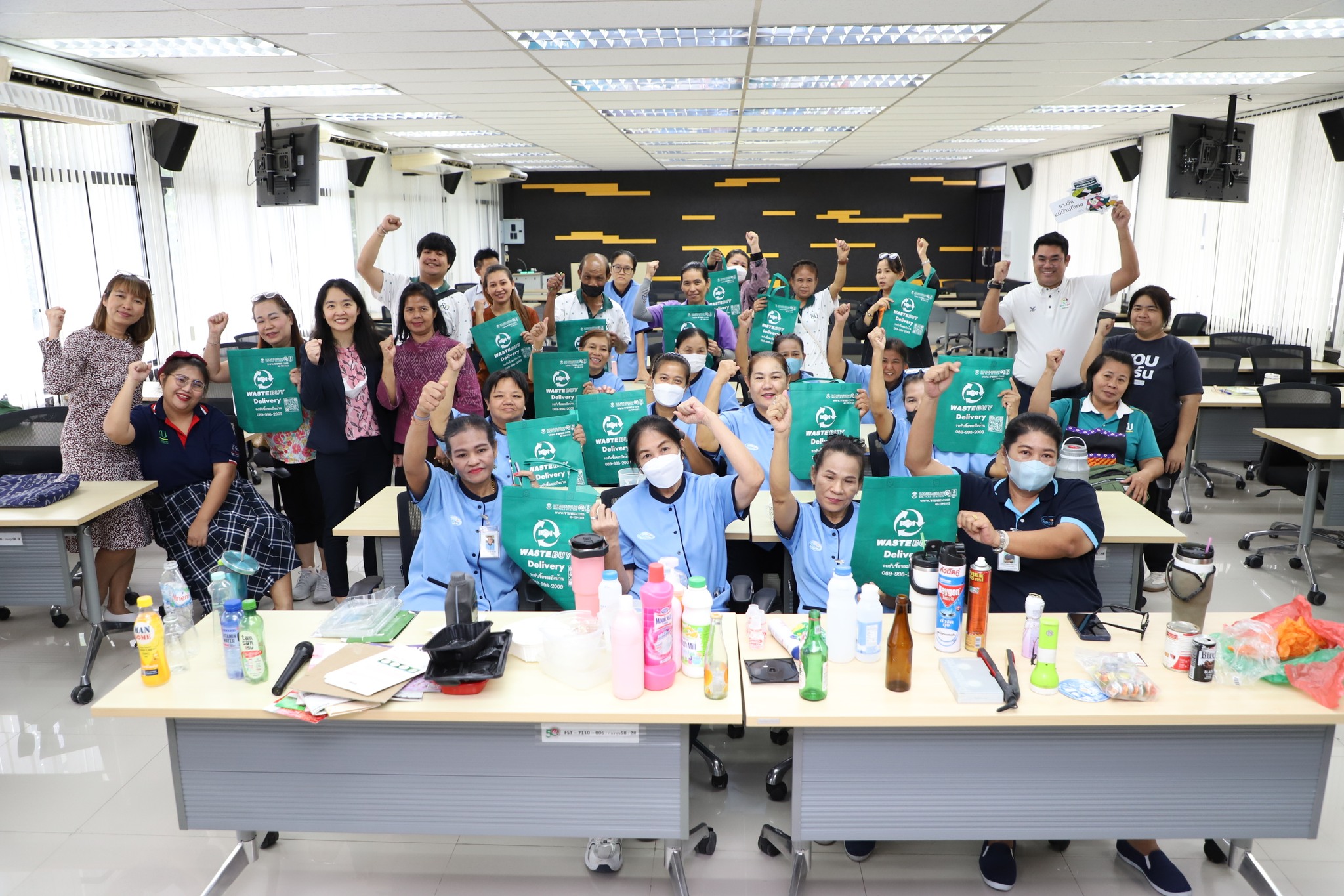 คณะอุตสาหกรรมเกษตรจัดอบรม เรื่อง “แนวทางการจัดการขยะและการรีไซเคิลขยะ เพื่อลดผลกระทบต่อสิ่งแวดล้อม”ภายใต้โครงการ “ สำนักงานสีเขียวที่เป็นมิตรกับสิ่งแวดล้อม (Green Office) ประจำปี 2568”